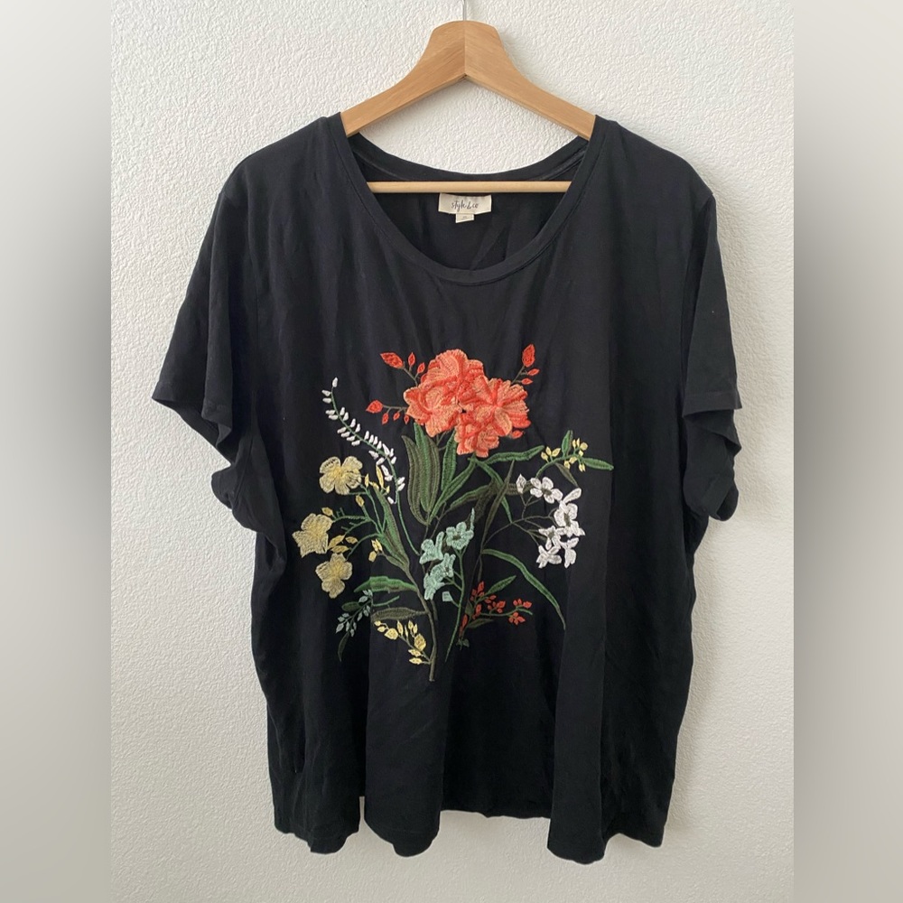 Floral Embroidered Black T-shirt
